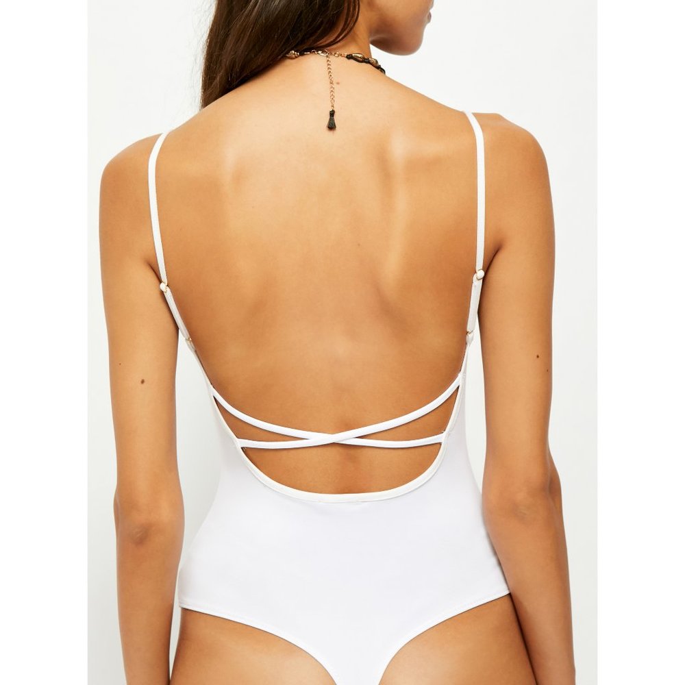 🎉LAST CHANCE🎉 NWT Free People Strappy Basique Bodysuit / White